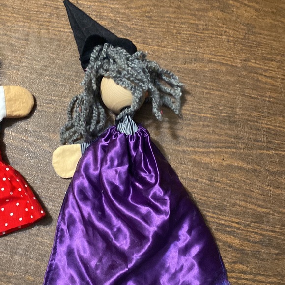 Käthe Kruse Vintage Wooden Head Hand Puppets: Girl and Witch (price is for both) - Picture 5 of 7